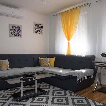 Apartman Oaza Daire Daruvar Dış mekan fotoğraf